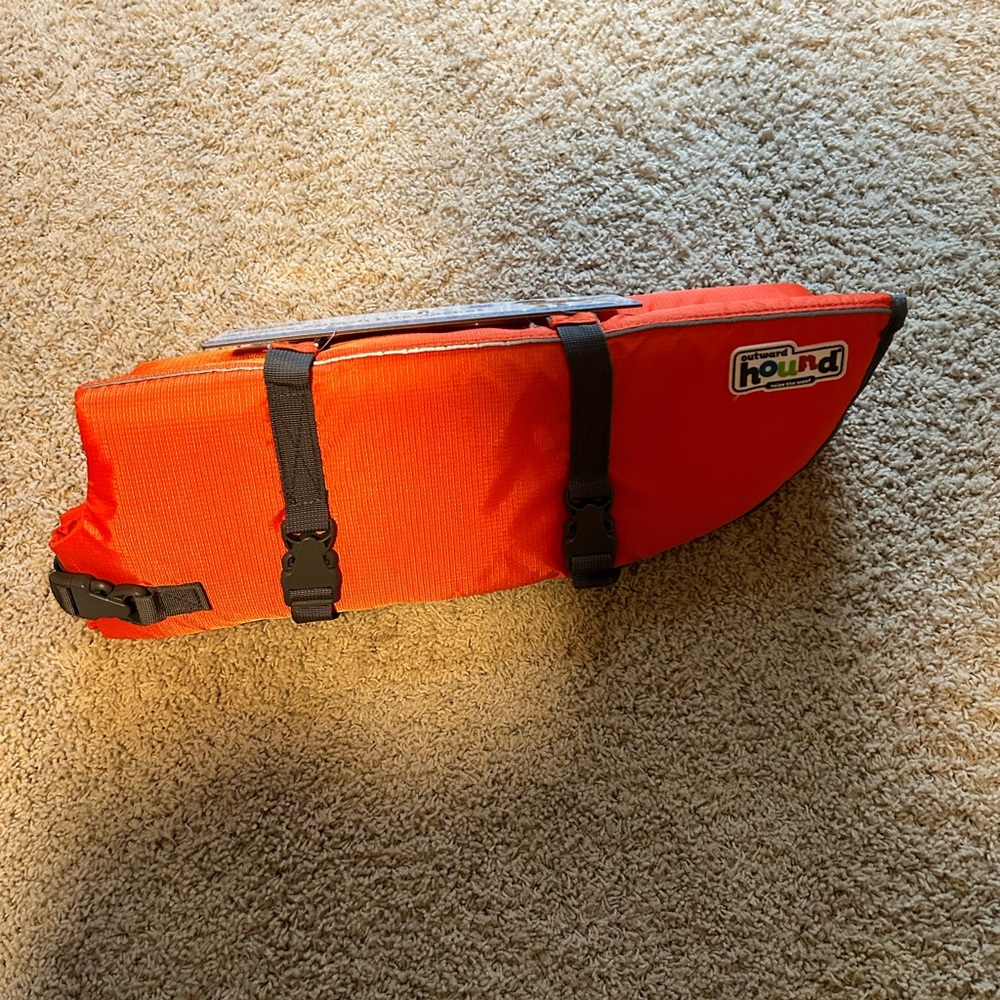 Outward Hound XL dog life jacket